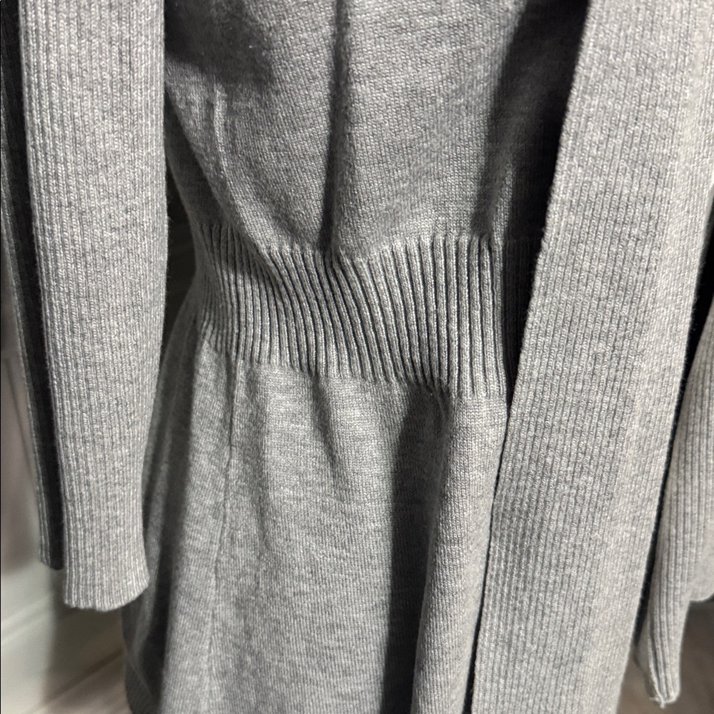 Gray 89th & Madison Open Front Cardigan Size Medium - Picture 3 of 10
